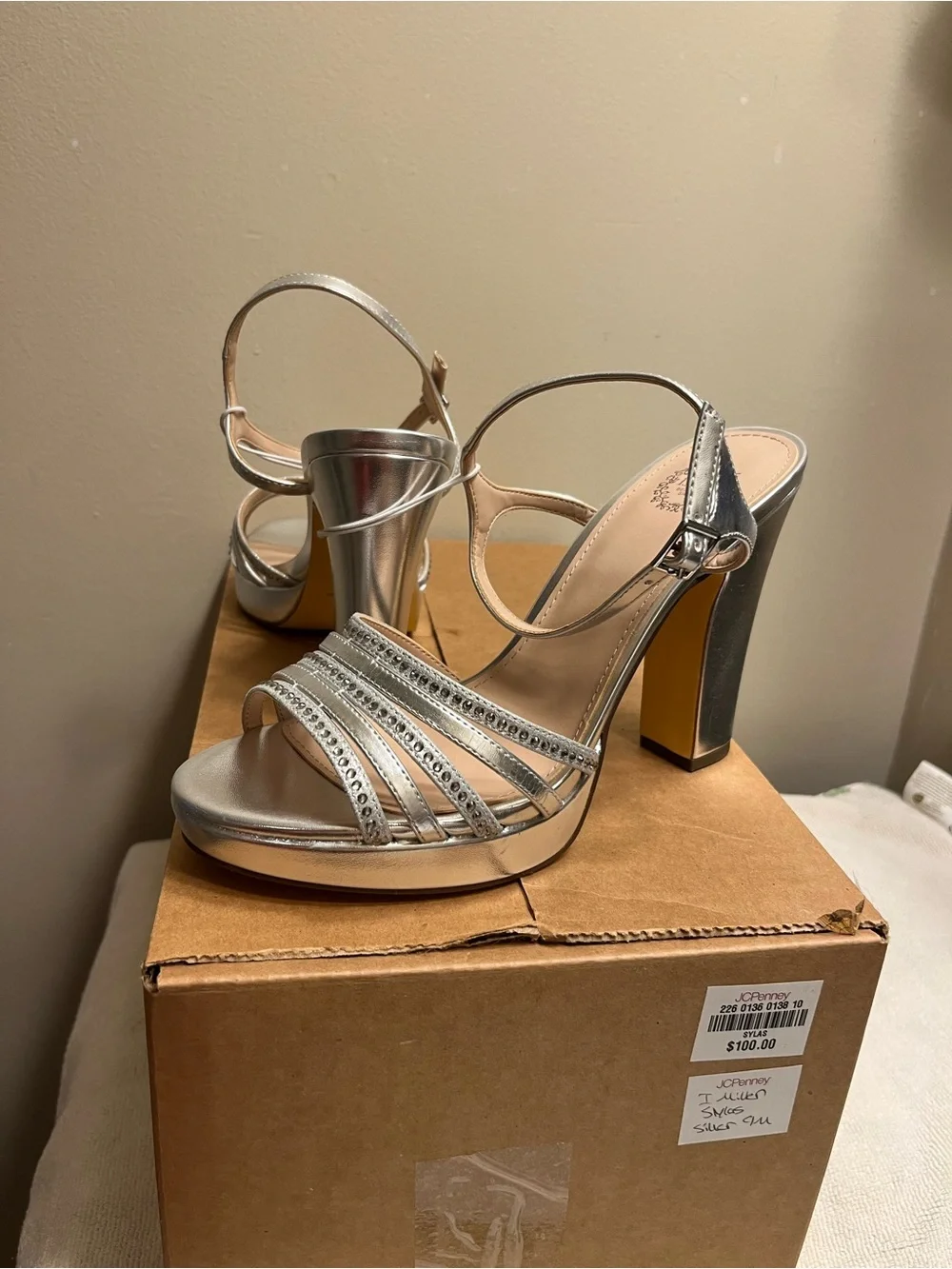 I. Miller Womens Sylas Heeled Sandals US:9/UK:6.5